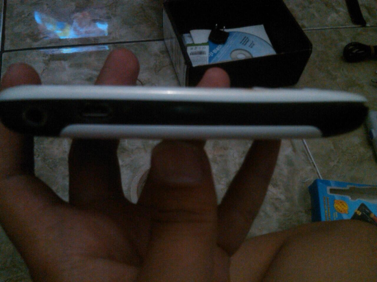 Handphone Blackberry Gemini Curve 8520 Rusak/Matot (Mati Total)