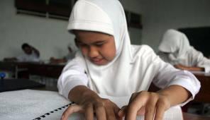 Ngintip Siswa Siswi SLB (Sekolah luar biasa) Ujian Nasional Gan....