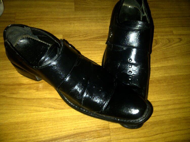 Sepatu Bruno Magli ITALY ORI size 41