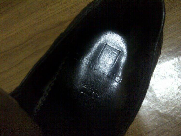 Sepatu Bruno Magli ITALY ORI size 41