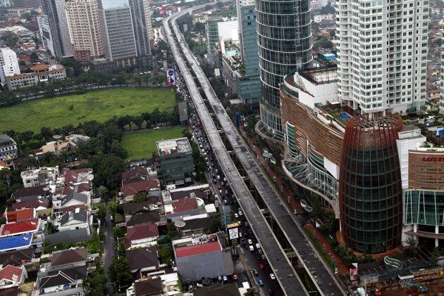 Proyek jalan layang Kampung Melayu-Tanah Abang mangkrak