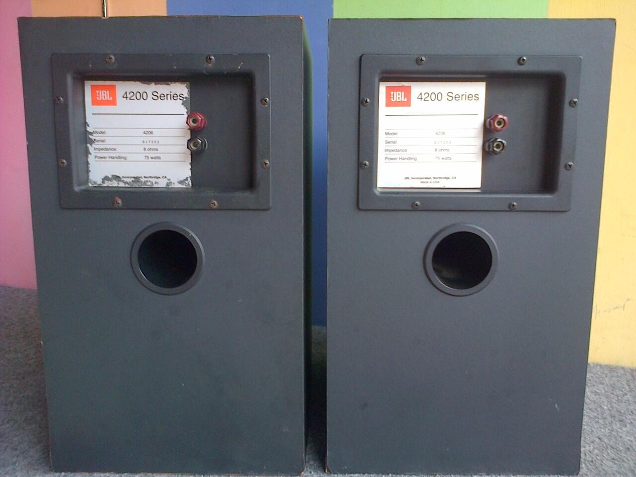 Terjual jual JBL monitor 4206 | KASKUS