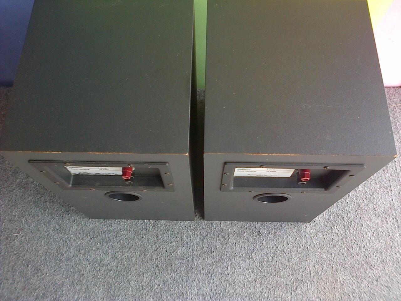 Terjual jual JBL monitor 4206 | KASKUS