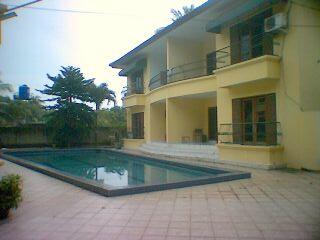 Townhouse Dijual Cirendeu Tangerang Selatan