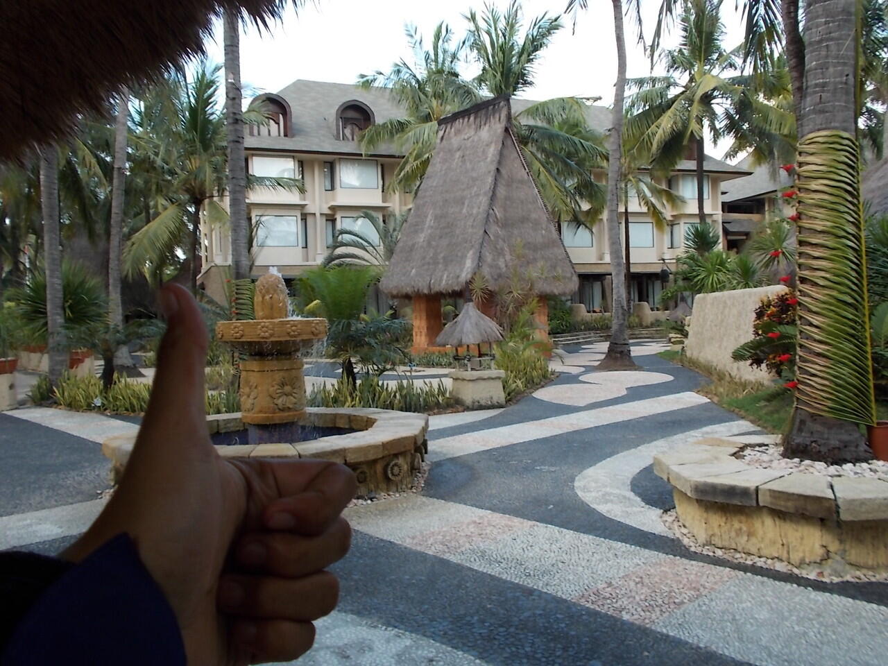 Menikmati Indahnya Pantai Lombok *Ayuk gan share indahnya 