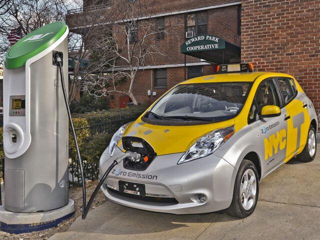 Nissan leaf, taxi electric pertama di amerika!