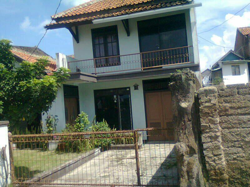 Rumah 2 Lantai Type 160 di Cimahi, Bandung