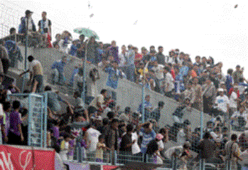 stadion terburuk di indonesia 