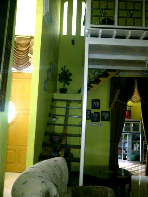 Rumah Modern di Kebun Bunga Palembang