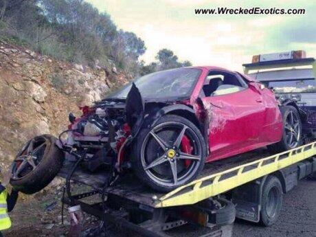 &#91;rich detected&#93; Baru 2 Jam Dibeli, Ferrari 458 Spider Hancur 