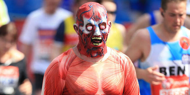 &#91;PIC&#93; Kostum-Kostum Lucu di London Marathon 2013