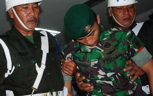 Membunuh 3 orang, oknum anggota TNI divonis MATI