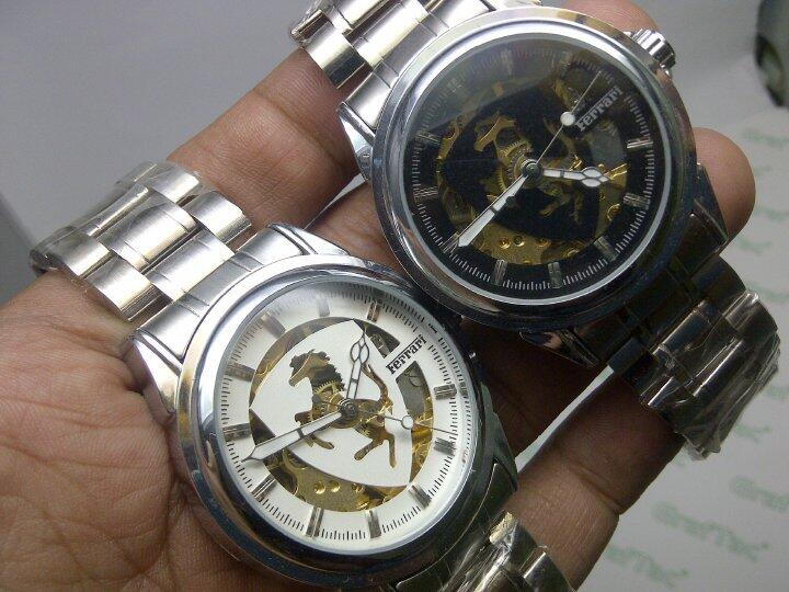 Cari JAM TANGAN UP TO DATE CASIO G SHOCK NIXON TAG HEUER 
