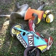 Menurut berita Lorenzo Kecelakaan maut di arena moto Gp???