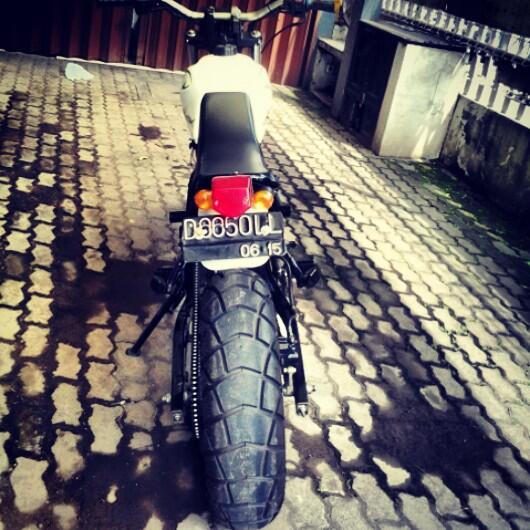 hyosung karion japs style 2006 putih bandung