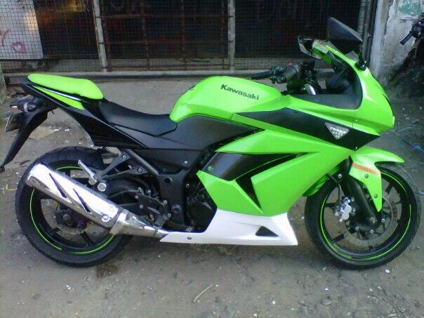 ( SURABAYA ) KAWASAKI NINJA 250 SE 2010 ( SURABAYA )