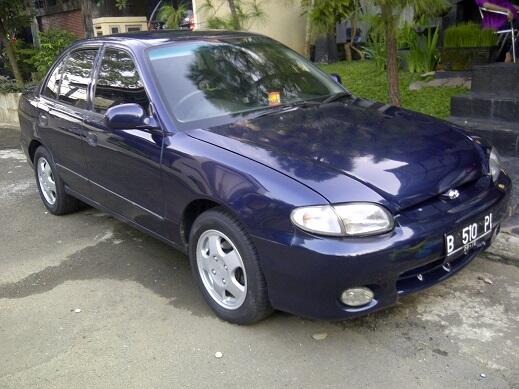 Hyundai Accent AT tahun 2000
