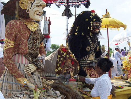 BARONG LANDUNG: SEBUAH ALKULTURASI BUDAYA BALI-TIONGHOA