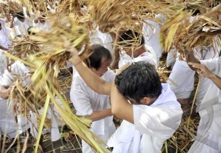 TRADISI-TRADISI PERANG YANG MASIH ADA DI BALI