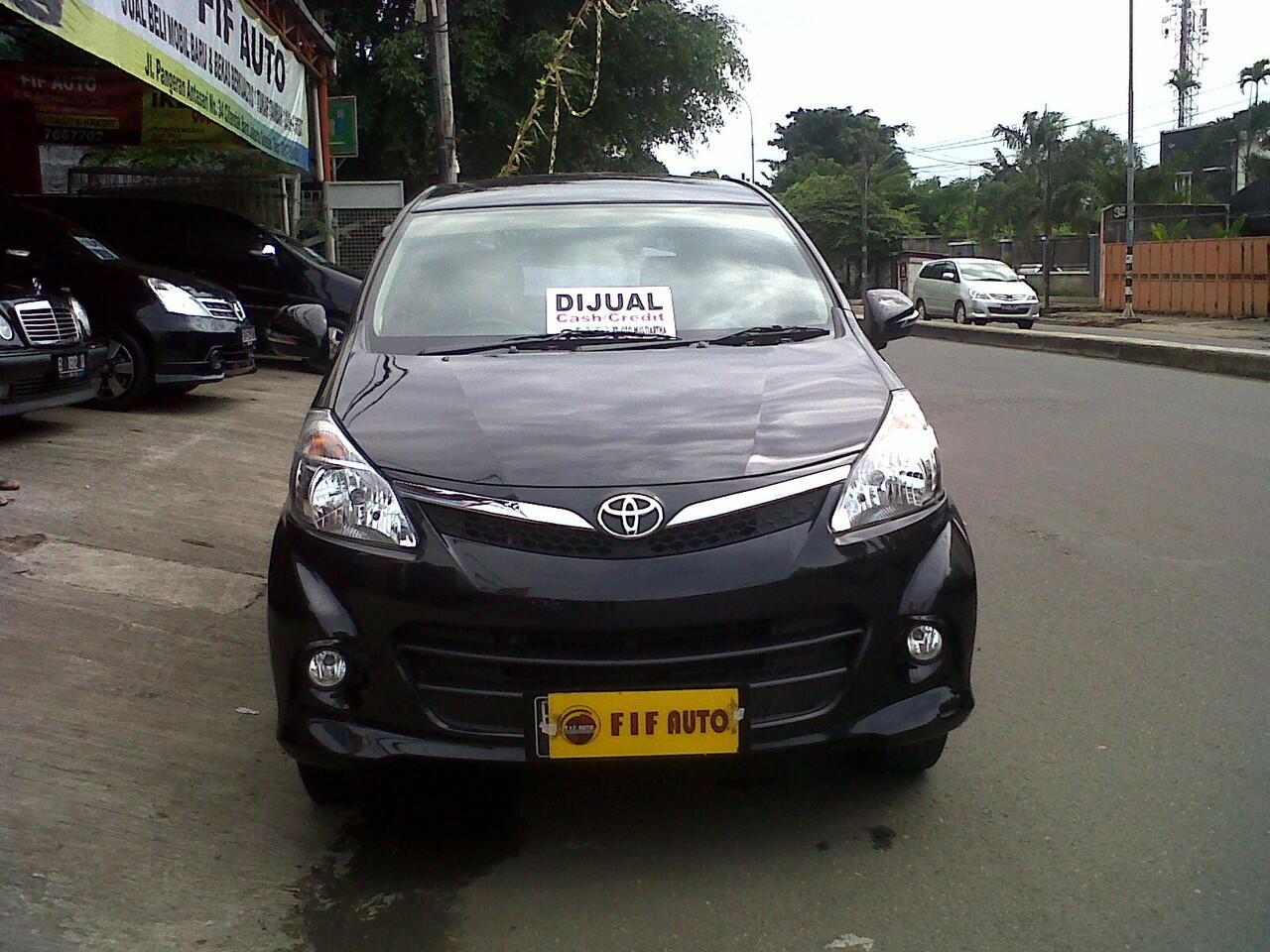 TOYOTA ALL NEW AVANZA VELOS 2012 MT HITAM METALIK