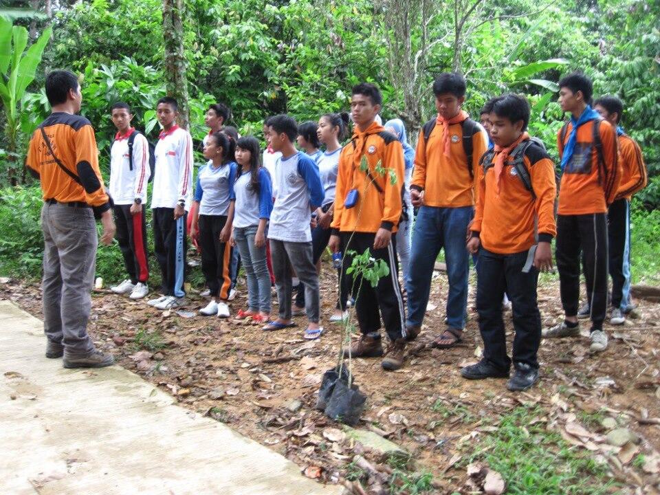 &#91;KOMPETISI AKSI BUMI&#93; Penghijauan &amp; Pembersihan Gunung