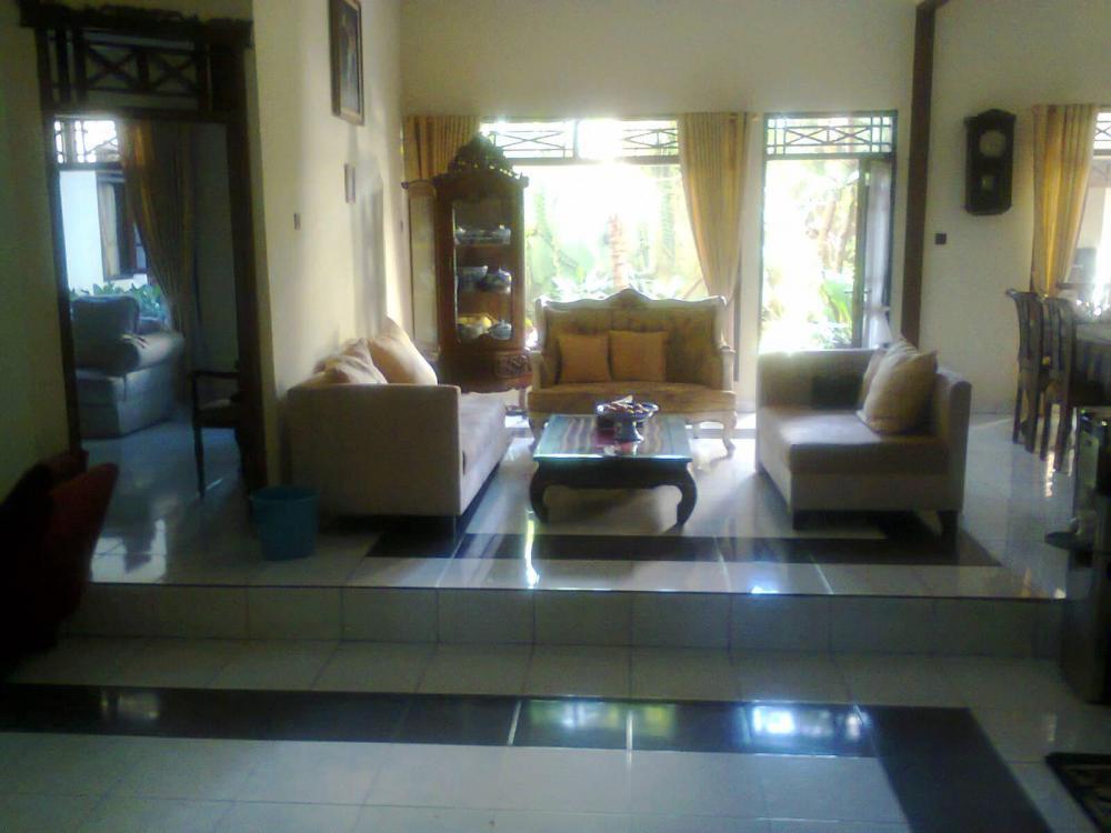 RUMAH DIJUAL: RUMAH INDUK+20 KAMAR KOS