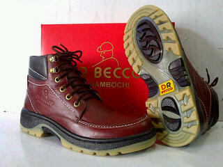 JUAL SEPATU DR BECCO