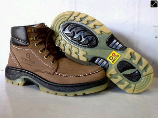 JUAL SEPATU DR BECCO