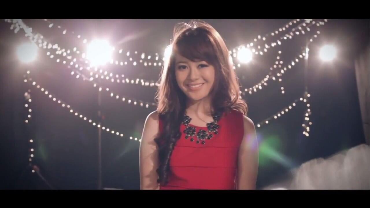 _ASK_ Model Video Klip Jikustik - Pujaan Hatiku *bening gannn!!!