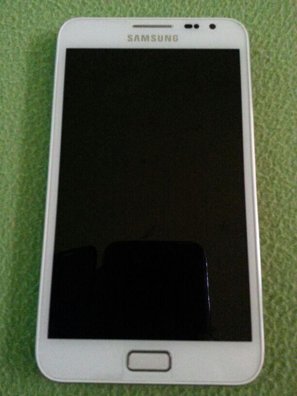 WTS: SAMSUNG GALAXY NOTE 1WHITE N7000