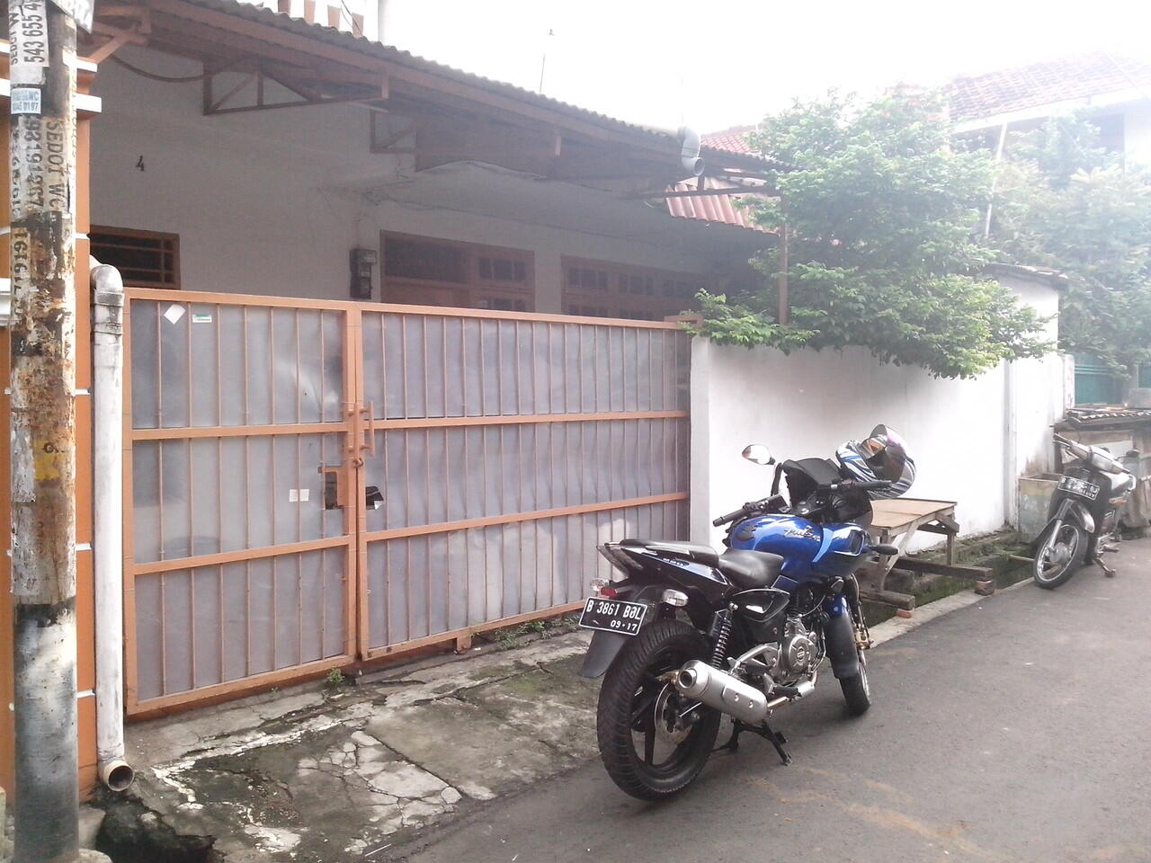 Rumah Strategis di kawasan Dan Mogot, Cengkareng