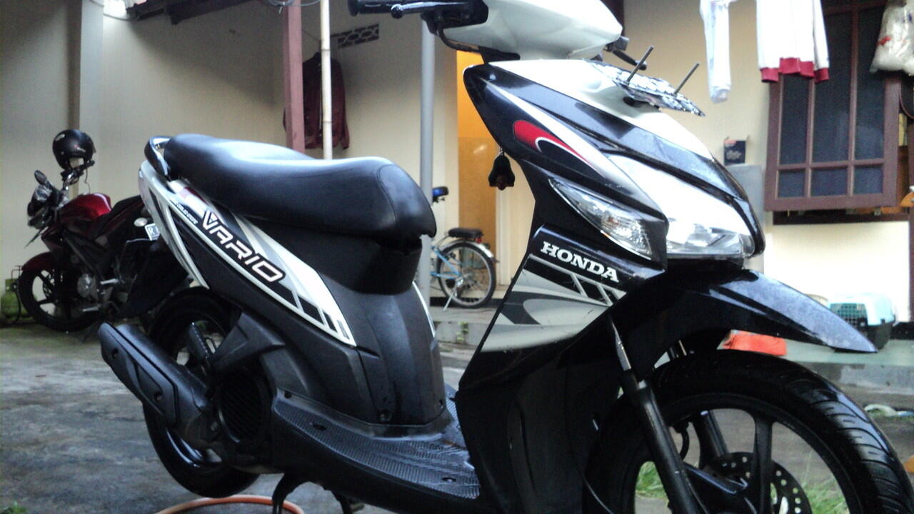 Terjual Honda Vario CW Putih 2010 BU Solo KASKUS