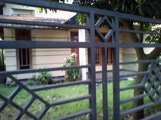 DIJUAL RUMAH +COCOK BUAT USAHA JOMBANG KOTA