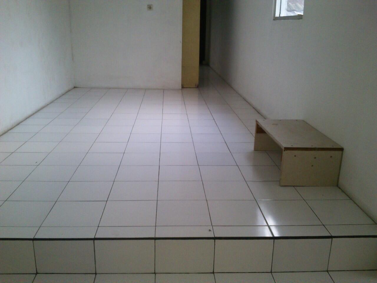 Rumah 3Lt siap huni di dalam komplek perumahan