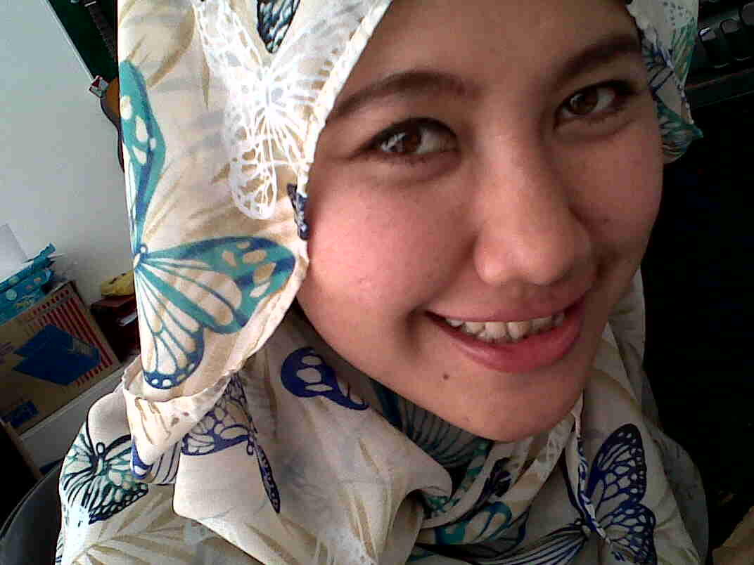 GALLERY CEWE BERJILBAB , ayo masuk yang demen....