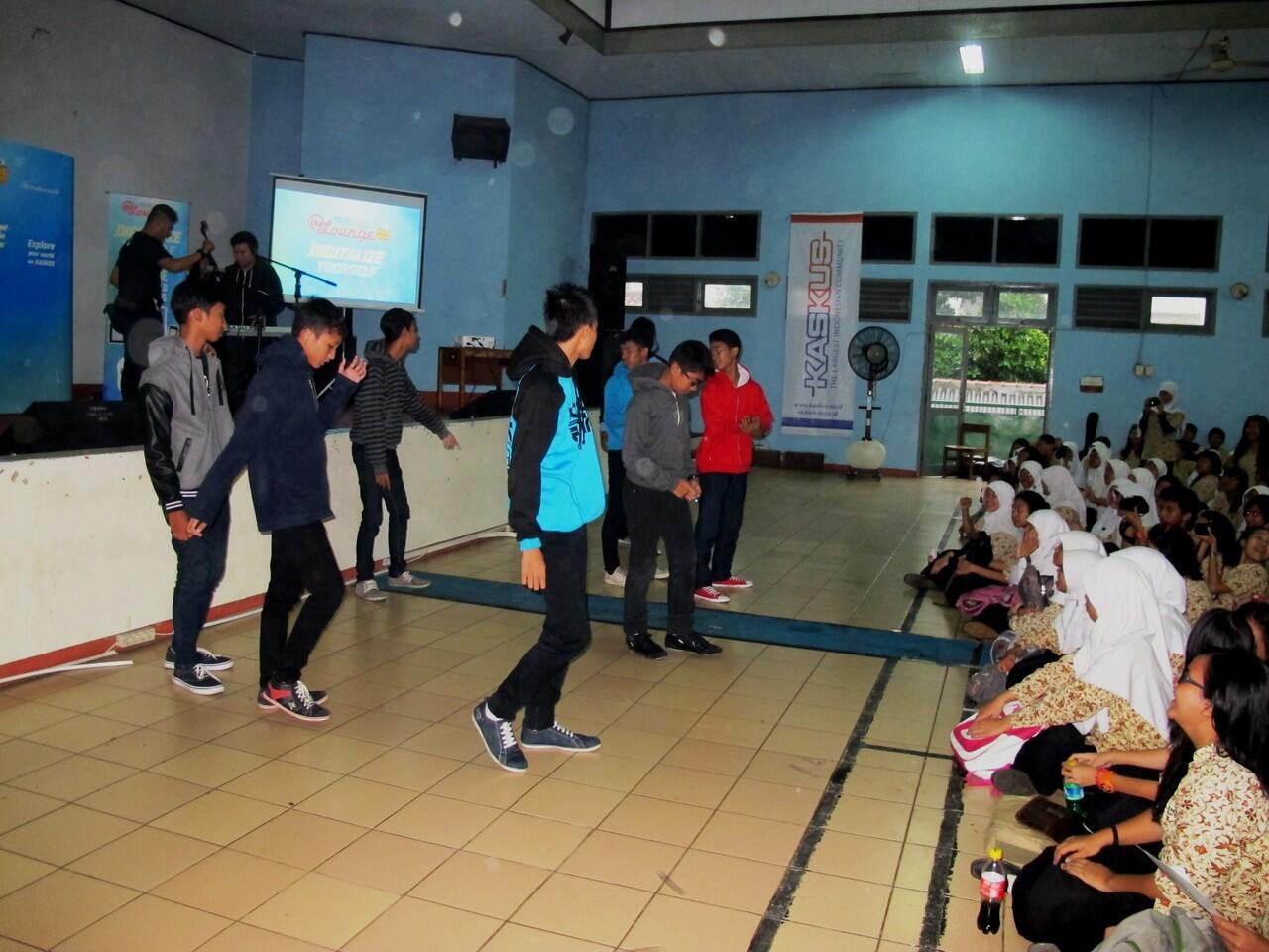 &#91;FR&#93; KASKUS The Lounge - SMKN 8