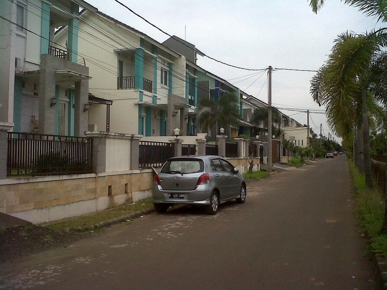 DIJUAL CEPAT! Rumah di villa nusa indah cibubur