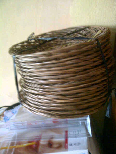 dijual peralatan2 makan (majic jar, termos es,piring rotan,dll) area Malang Murmer!!