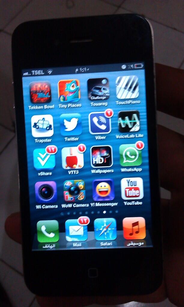 iphone 4 32Gb, black batangan locked