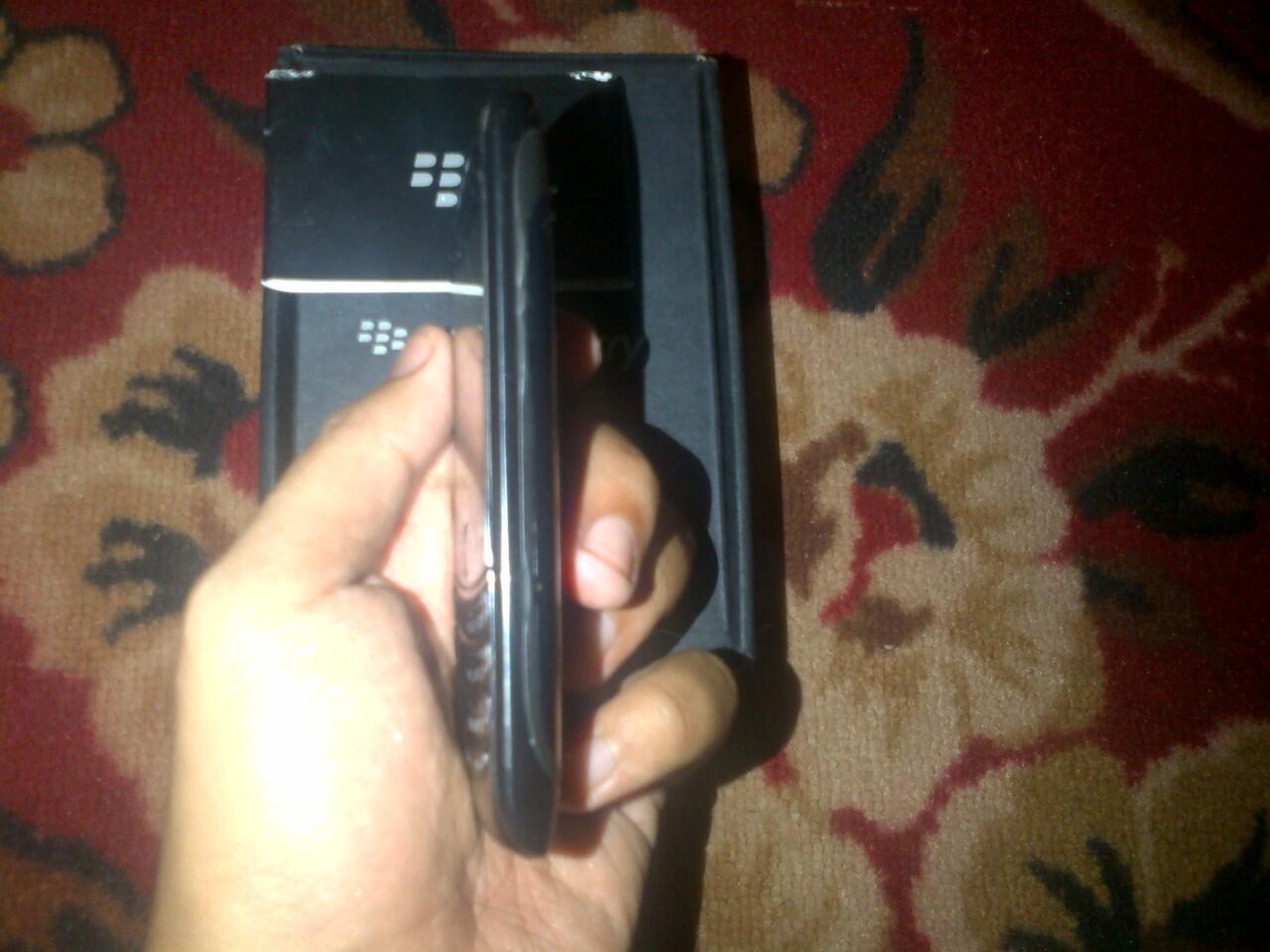 Blackberry Curve 9360 (Apollo),Bandung