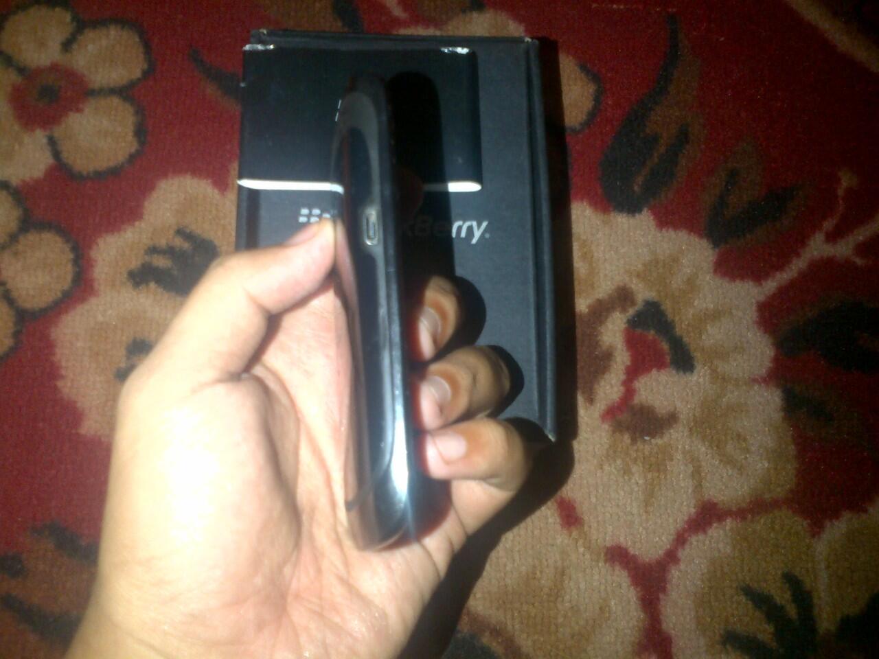 Blackberry Curve 9360 (Apollo),Bandung