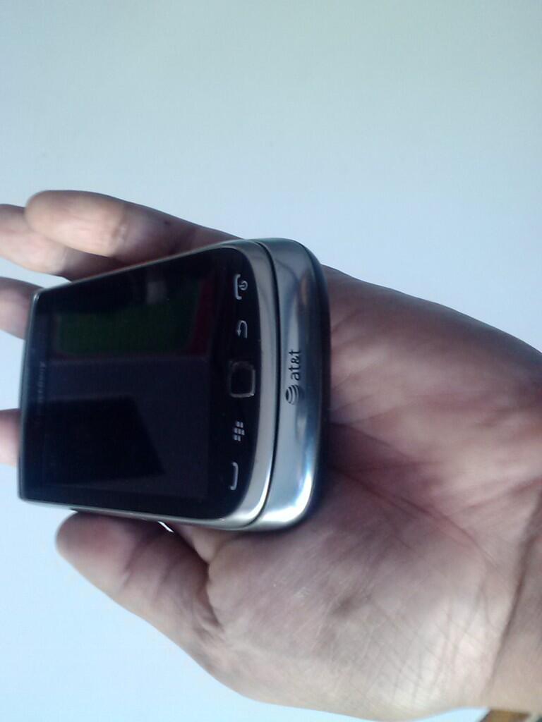 BLACKBERRY TORCH2 JENINGS MALANG