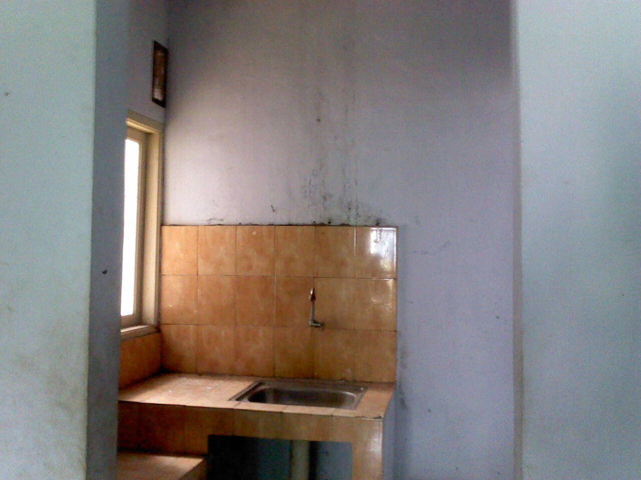 Rumah dijual dekat Stasiun Sudimara.