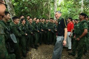 Singapore PM visits troops training in Brunei