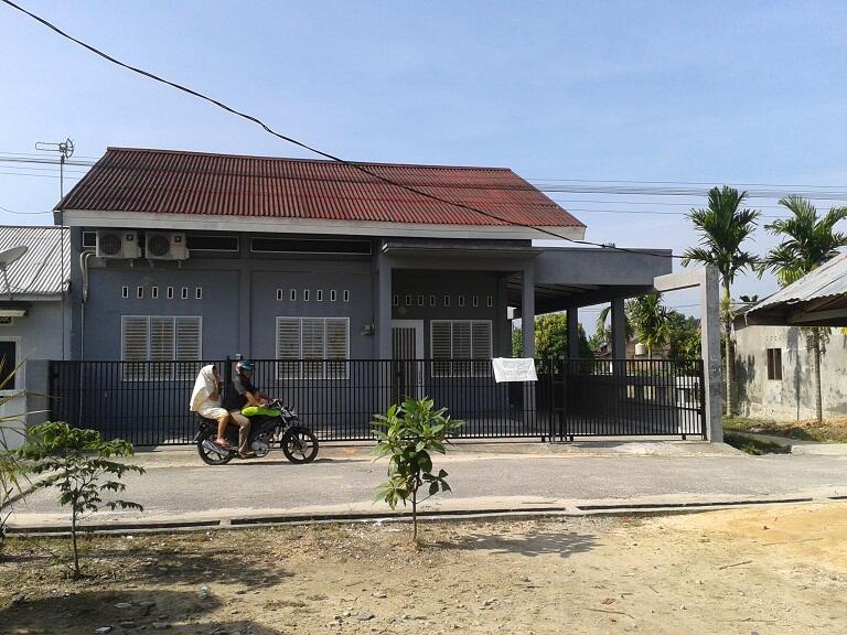 RUMAH DI PEKANBARU DIJUAL