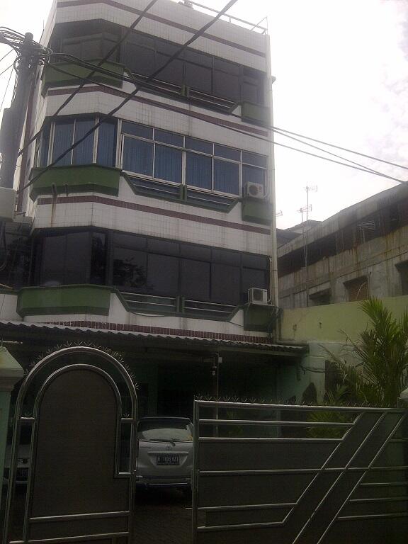 Rumah 4 1/2 Lantai, Tangki - Mangga Besar