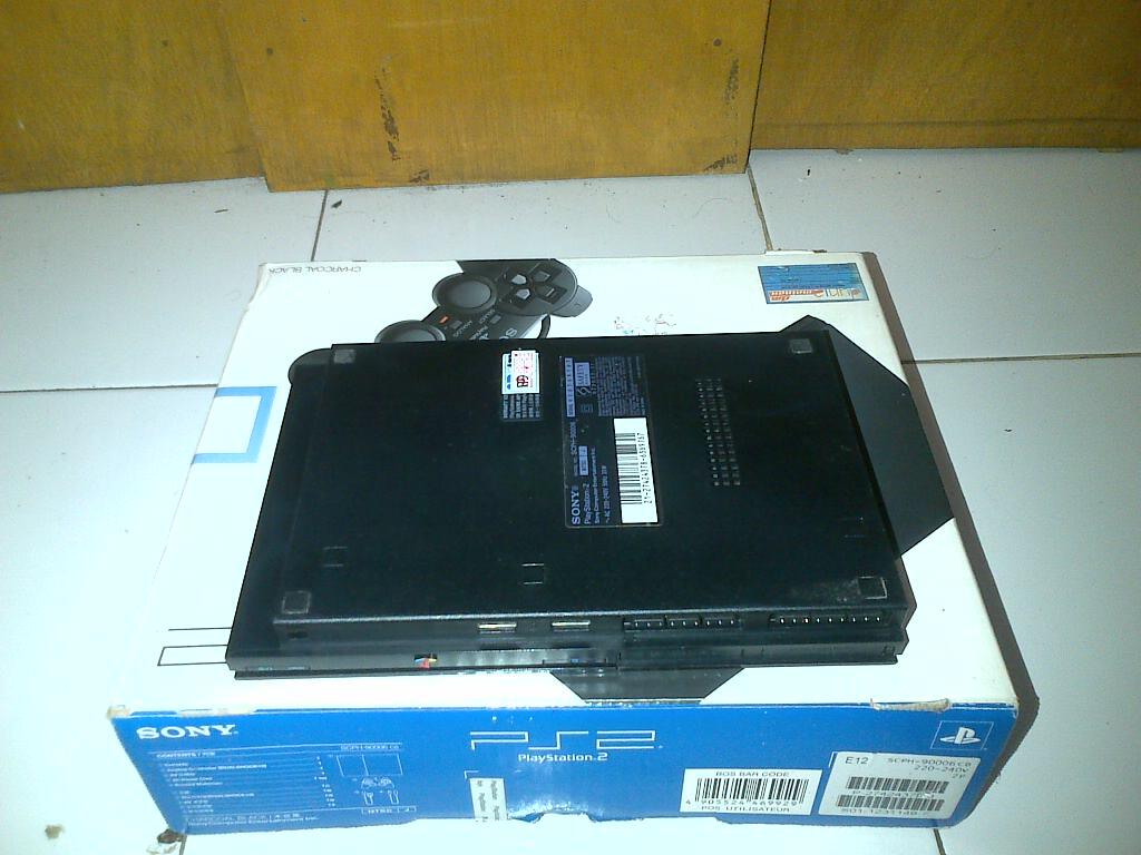 PS2 SLIM SERI 90006 (mulus komplit segel)