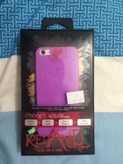 Iphone 4 or 5 case, muraaah... lucu...