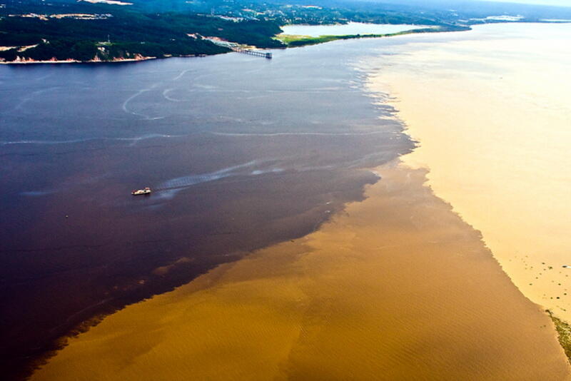 10 Pertemuan Sungai yang Indah di Dunia