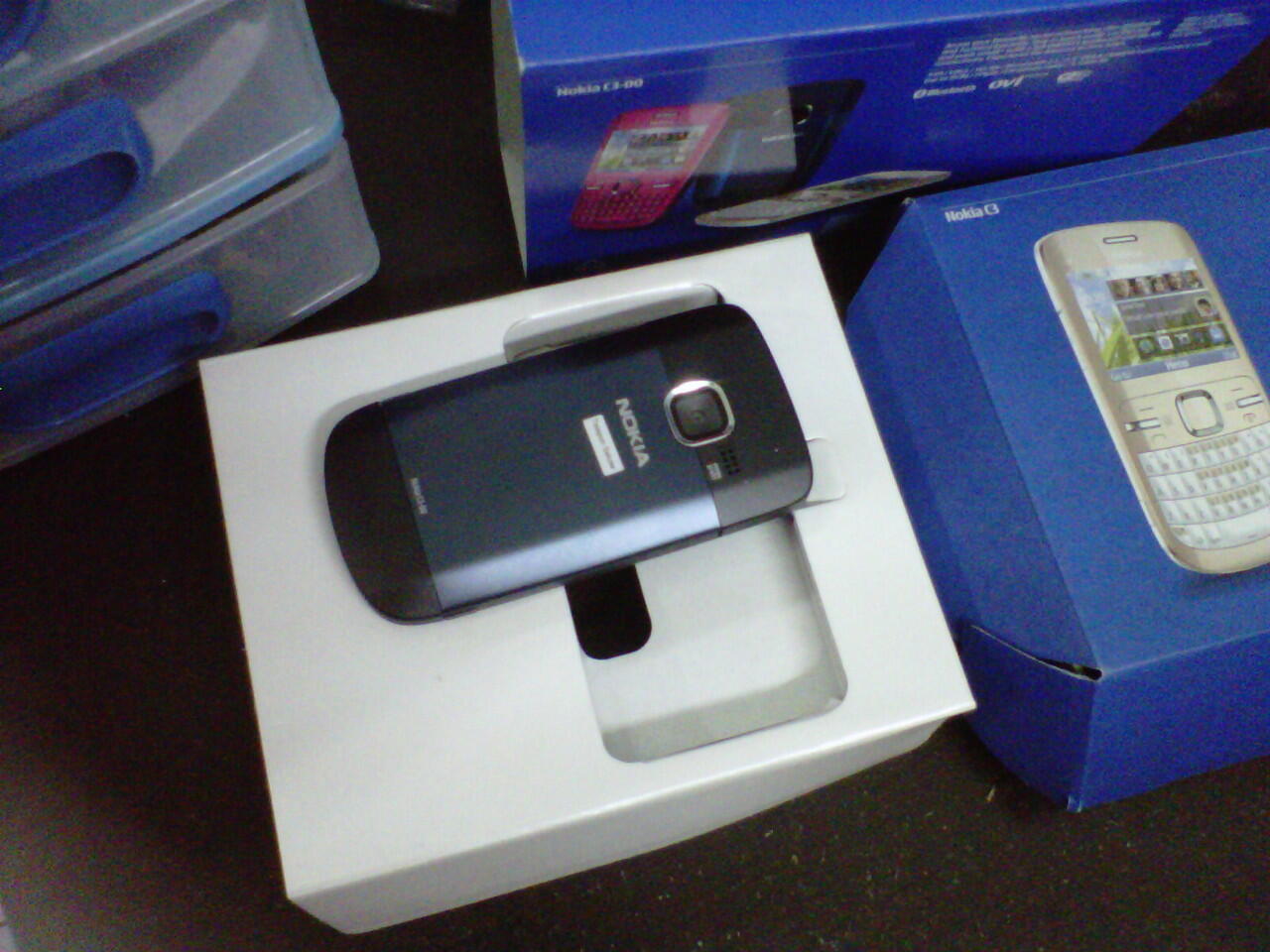 NOKIA C3 FULLSET GARANSI RESMI MASIH 6 BLN